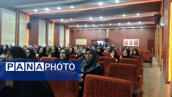 همایش روز ملی جمعیت شهرستان شازند