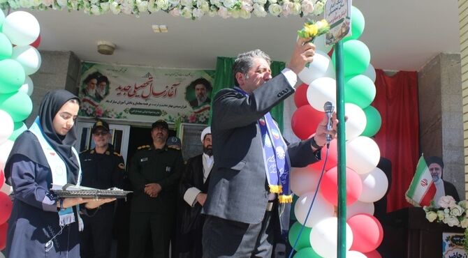 آغاز سال تحصیلی با نواخته شدن زنگ مهر و مقاومت 