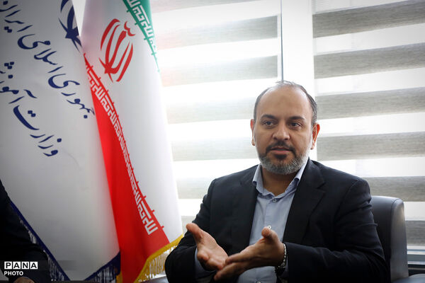 بازدید معاون پرورشی و فرهنگی از مرکز اطلاع‌رسانی و روابط عمومی وزارت آموزش و پرورش