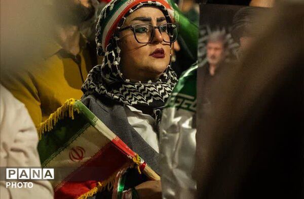 تا پای جان برای ایران می‌ایستیم