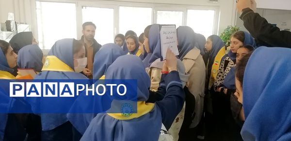 بازدید دانش‌آموزان پیشتاز از شعبه تامین اجتماعی شهرکرد