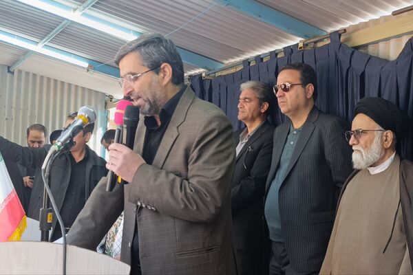 راهپیمایی سیزده آبان در شهرستان نیشابور