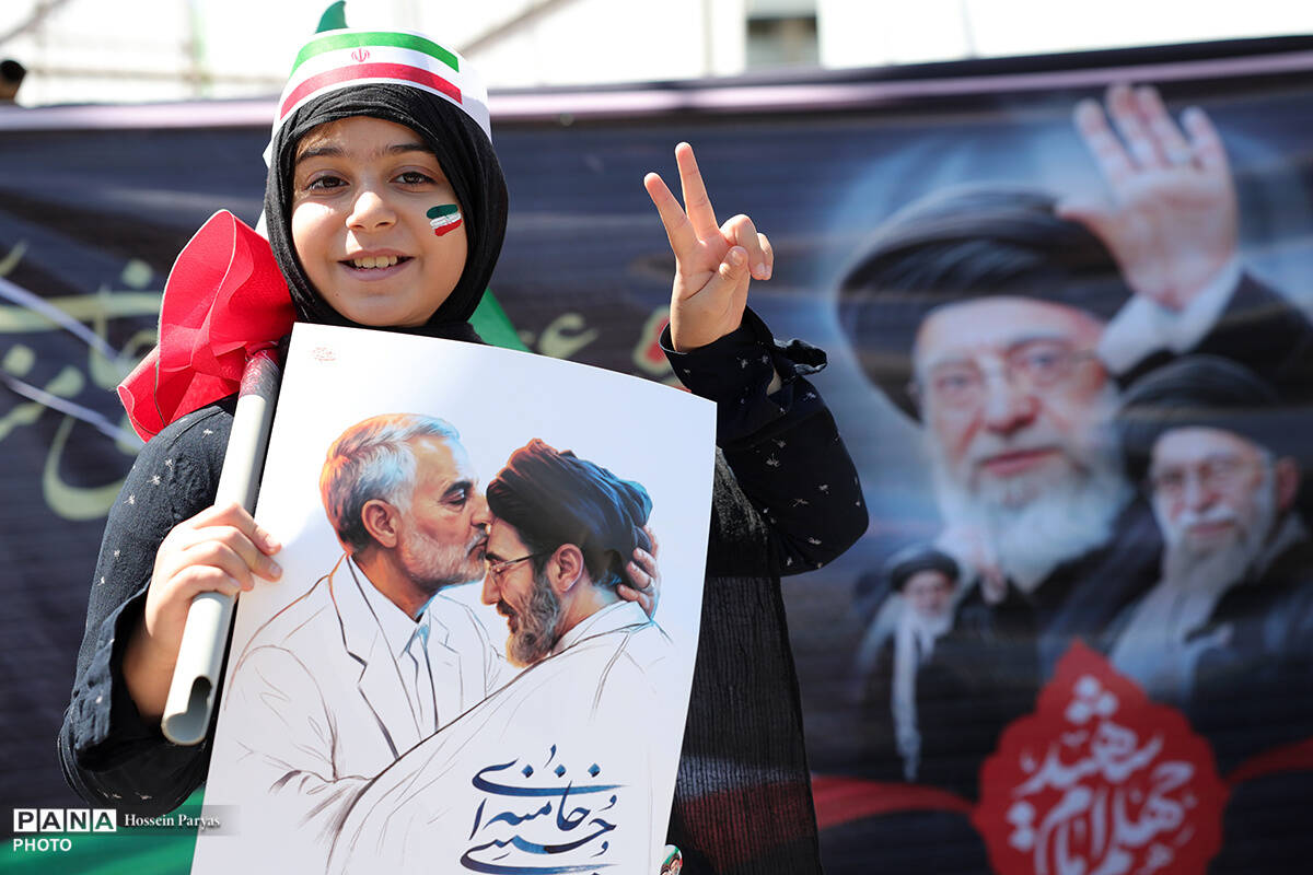 چهلمین روز شهادت رهبر شهید انقلاب اسلامی - تهران
