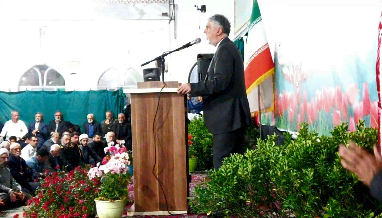 عالمان دین، مشعل‌داران هدایت و انسجام جامعه‌اند