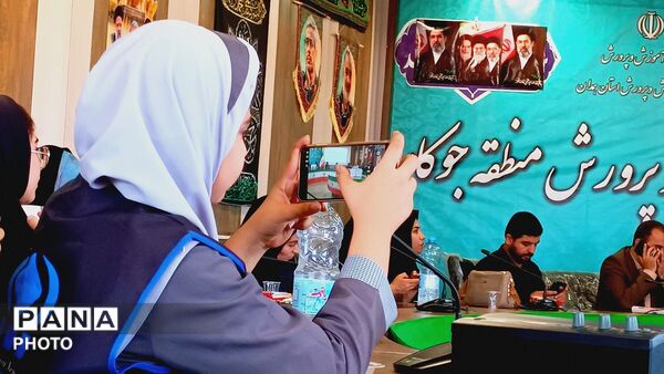 تجلیل از دانش آموزان خبرنگار افتخاری  منطقه جوکار