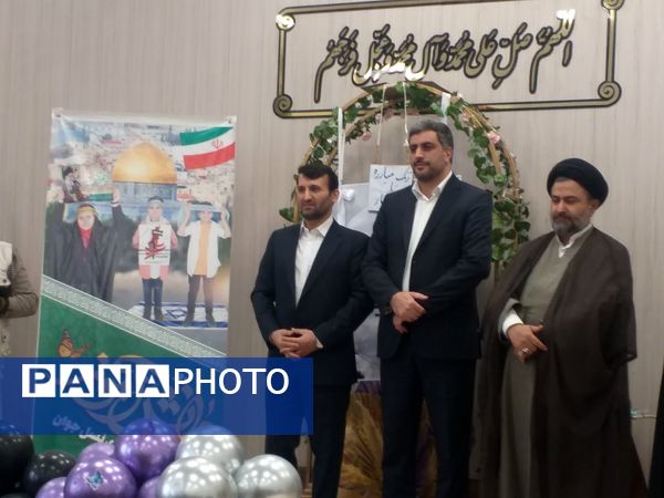 آیین نواختن زنگ ملی مبارزه با استکبار ستیزی در دبیرستان دخترانه متوسطه دوره اول توحید 