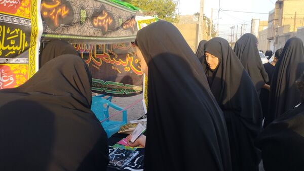 برپایی موکب بین راهی در مراسم پیاده روی جاماندگان اربعین شهرستان خلیل آباد 