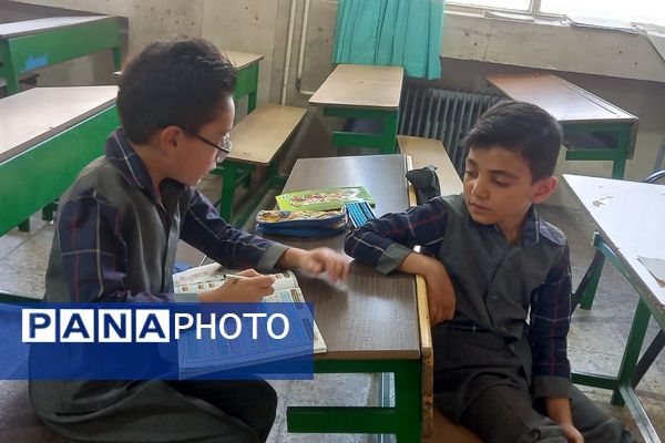 استمرار تلاش‌های دانش‌آموزان دبستان پسرانه عمار در ایام تابستان