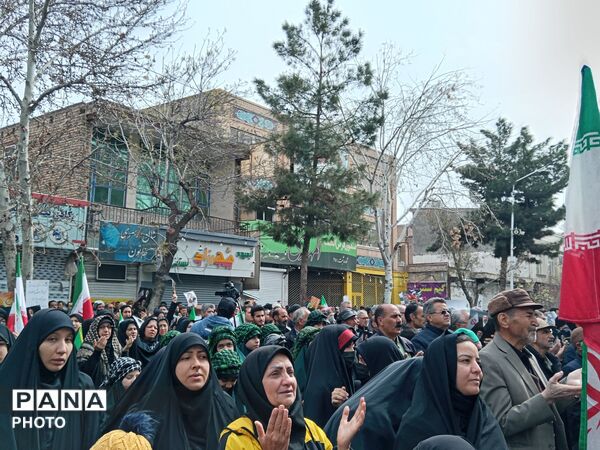 حضور پرشور مردم انقلابی شهرستان نیشابور در نماز جمعه روز جهانی قدس 