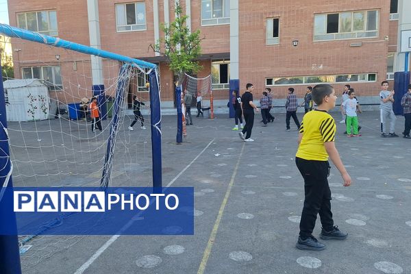 مسابقات فوتبال کلاس ششمی‌های آموزشگاه معارف ۶ 