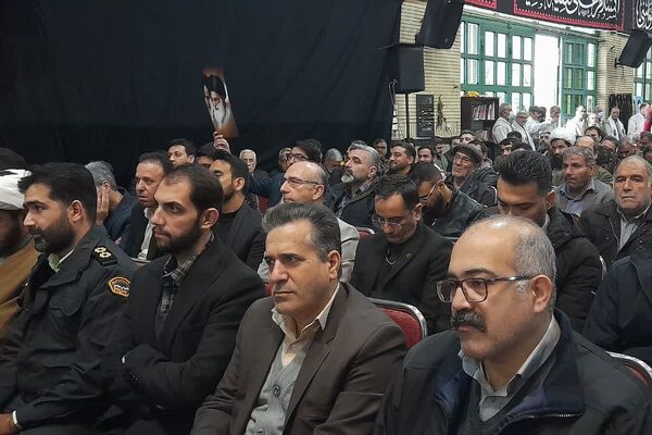 حماسه ۹ دی زنده است؛ ورامینی‌ها بار دیگر با ولایت، پیمان بستند