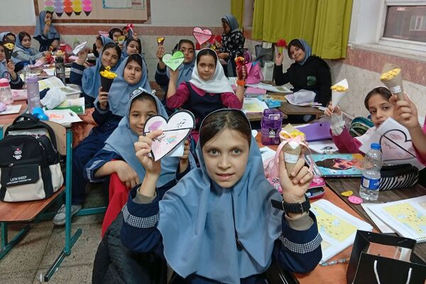 مدارس شهرستان قدس زیر چادر بانوی دو عالم در جشن ولادت حضرت زهرا(س)