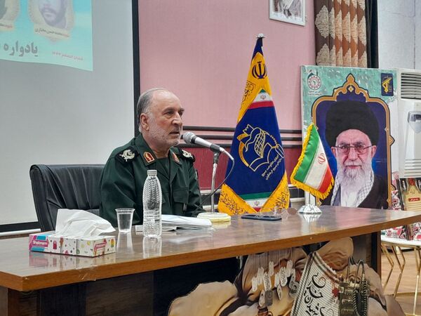 چراغ‌هایی که هرگز خاموش نمی‌شوند
