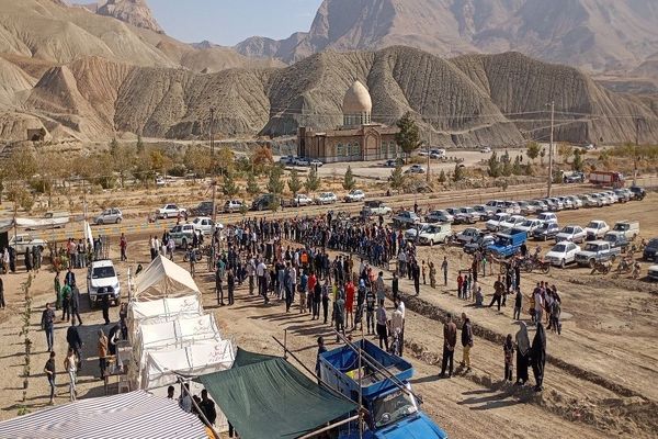 جشنواره بازی های بومی محلی در شهر بار نیشابور