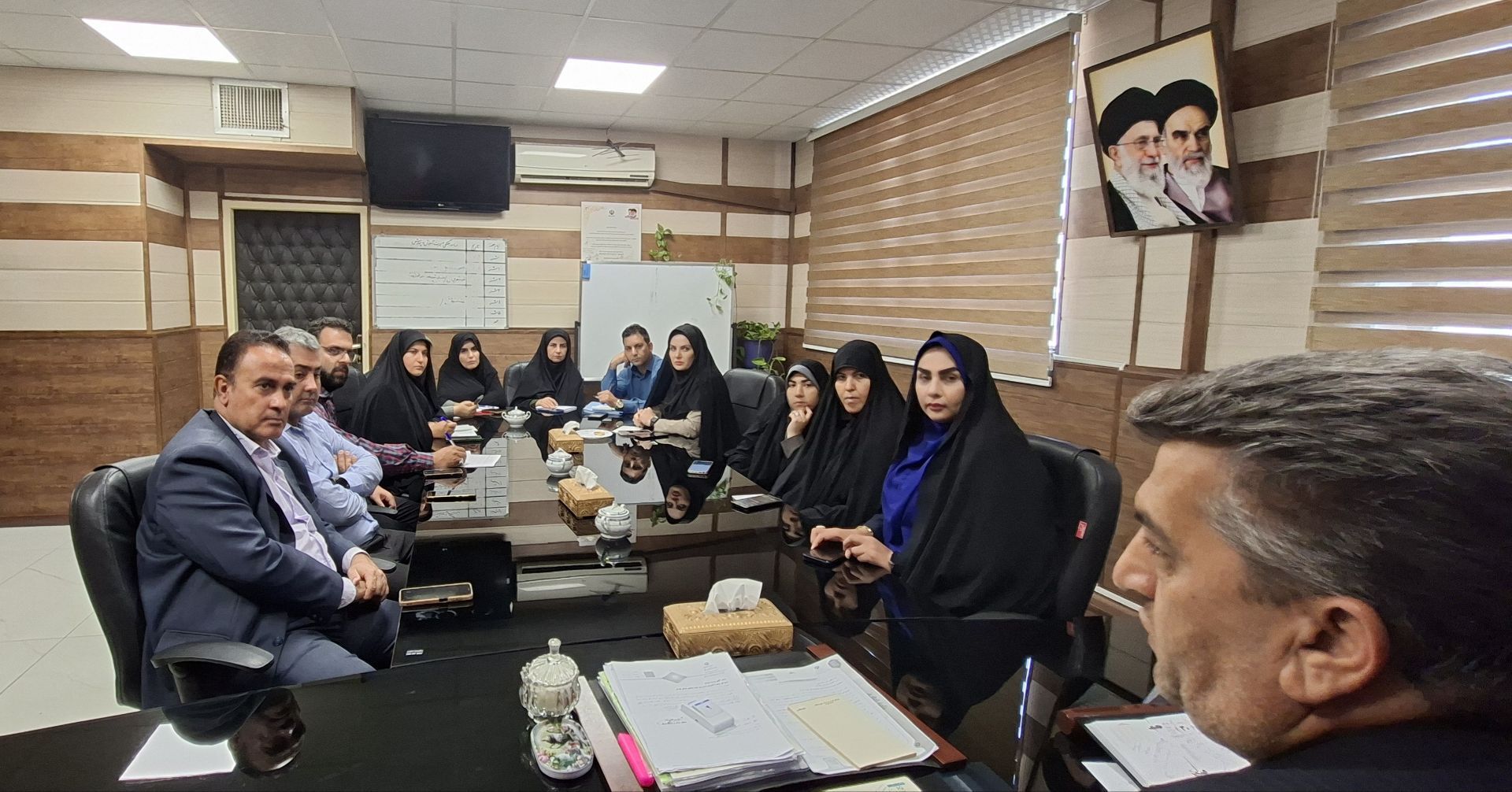فراهم کردن زمینه مناسب برای حضور دانش آموزان در نماز و توجه به کیفیت اجرای برنامه ها 