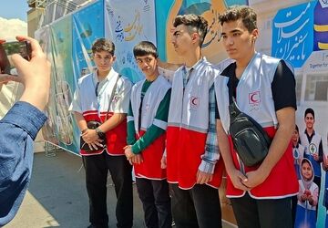  تأثیر  وبینار کشوری در هفته سلامت بر روی دانش آموزان دادرس 