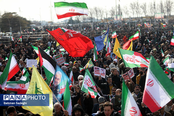 سخنرانی رئیس جمهوری در راهپیمایی ۲۲ بهمن ۱۴۰۳
