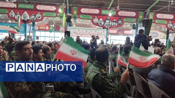 زنگ انقلاب در اصفهان نواخته شد