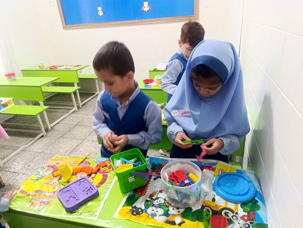 جشن غنچه‌های  کودکستان مهر و ماه آشخانه 