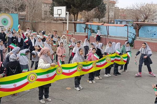 طنین زنگ انقلاب در مدارس شهرستان شهریار 