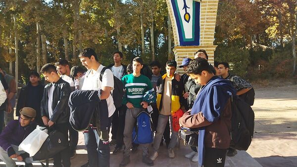 غبارروبی مزار مزار شهید دانش آموز اردوگاه شهید رجایی باغرود
