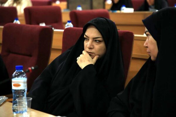 نشست صمیمی مدیران رسانه با استاندار قم