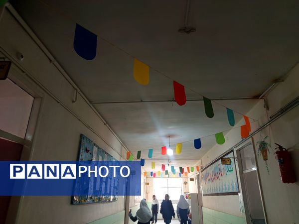 انقلابی شدن دبستان سمیه به مناسبت دهه فجر