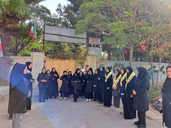 برگزاری جشن جوانه‌ها در آموزشگاه تکتم باخرز