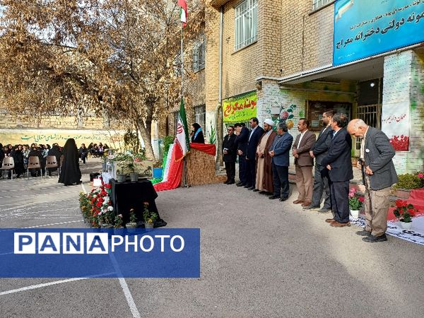 استقبال از شهید گمنام در دبیرستان نمونه معراج شیروان