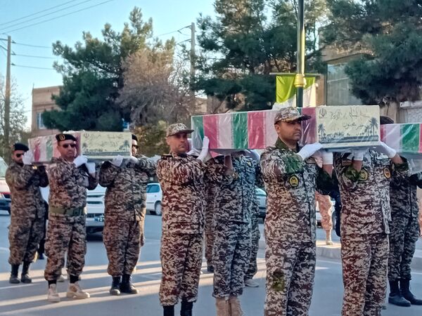 استقبال پرشور مردم شهر آشخانه از شهدای گمنام