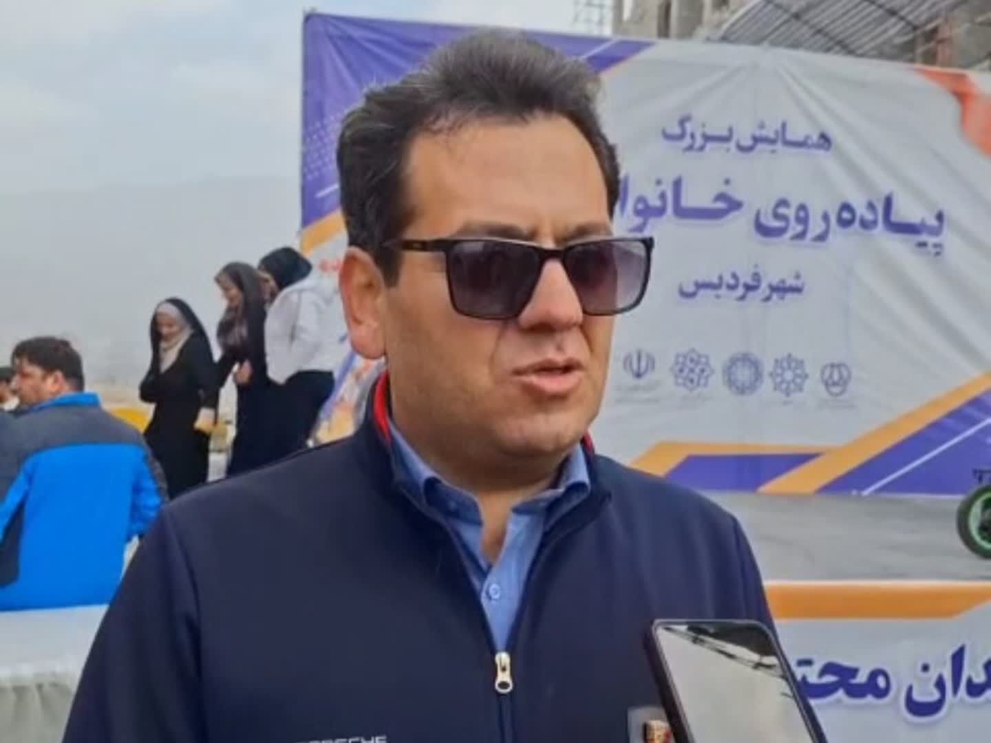 خانواده‌ها با ورزش همگانی از آسیب‌های اجتماعی دور می‌مانند