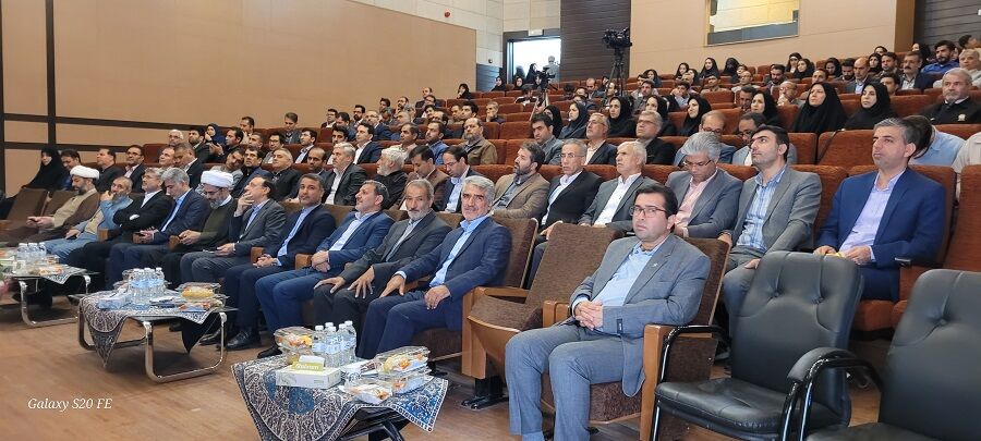 آیین تجلیل از معلمان نمونه خراسان شمالی 