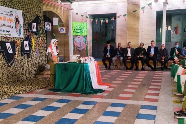 یادواره شهدای «لاله های روشن» حاجی‌آباد