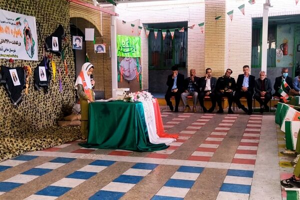 یادواره شهدای «لاله های روشن» حاجی‌آباد