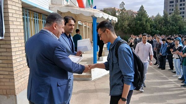 با تلاش و برنامه‌ریزی به موفقیت رسیدم