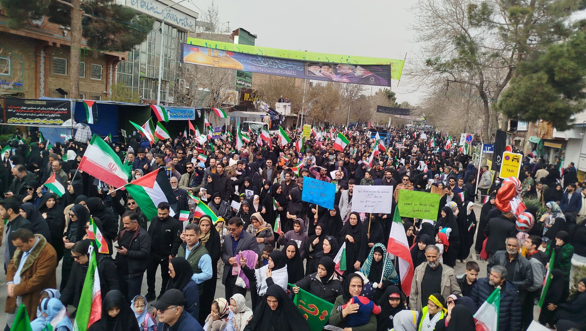 راهپیمایی روزجهانی قدس باحضور پرشور مردم در شهرستان نیشابور