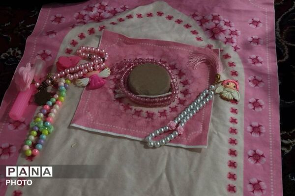 نسل نو در آینه ایمان؛ حضور دل‌نشین نوجوانان نماز جمعه بهارستان