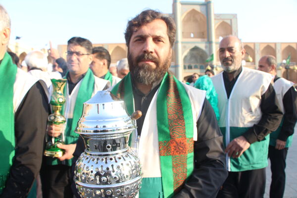 کاروان نمادین حضور امام رضا (ع) در یزد
