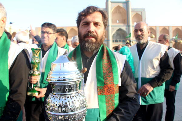 کاروان نمادین حضور امام رضا (ع) در یزد