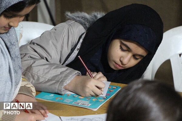 چهلمین روز شهادت رهبر انقلاب و شهدای جنگ تحمیلی ۳ در بنیاد شهید یزد