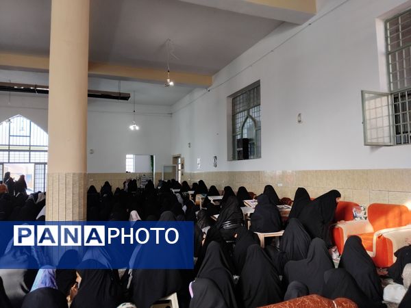 اقامه‌ نماز‌ عیدفطر در شهر وردنجان