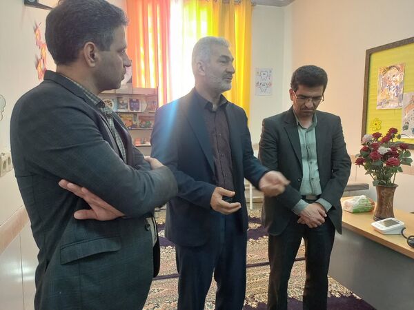 افتتاح کلاس بهداشت در دبستان پسرانه قمر بنی هاشم شهرستان زارچ