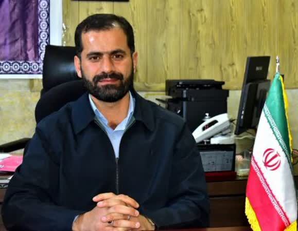 اقامه نماز دانش‌آموزی با حضور ۱۲۰ دانش‌آموز پسر در اردوگاه شهید بهشتی