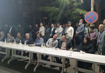 از میز خدمت تا گلایه از غیبت برخی مسئولان بخش رودهن در تجمعات شبانه