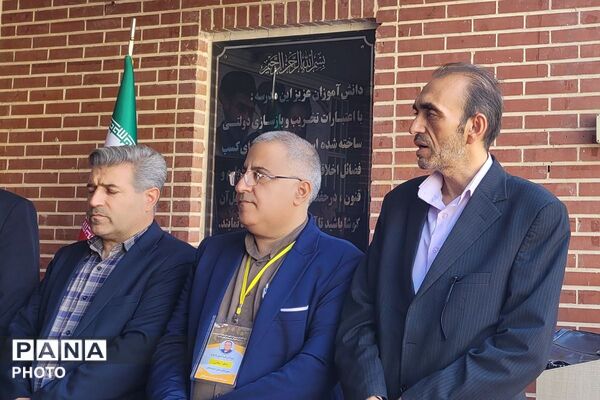 درخشش استعدادهای علمی مرحله استانی دوازدهمین جشنواره نوجوان خوارزمی در بهارستان‌دو