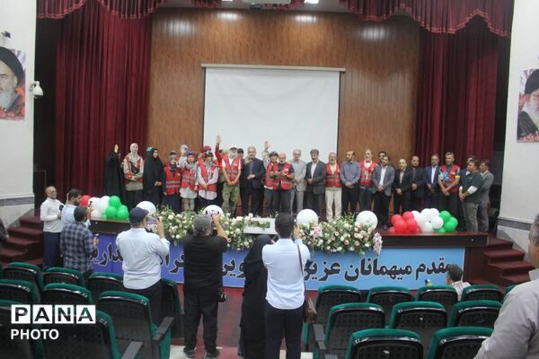 جلوه‌هایی از حضور کاروان دوچرخه سواری «ترکیه تا میناب» در قم