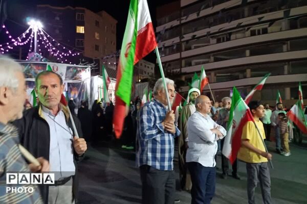 تریبون آزاد، جایی که مردم می‌توانند حرف دلشان را بزنند