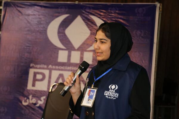 دوره آموزش خبر نویسی دختران ناحیه ۲ کرمان