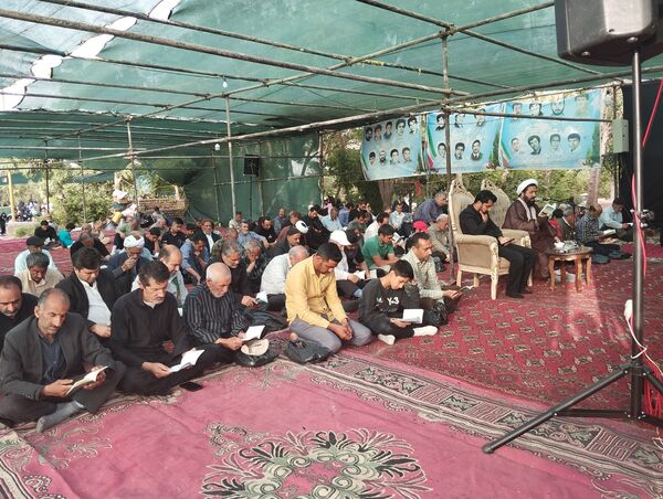 محفل نورانی دعای عرفه در گلزار شهدای شهرک طرق 