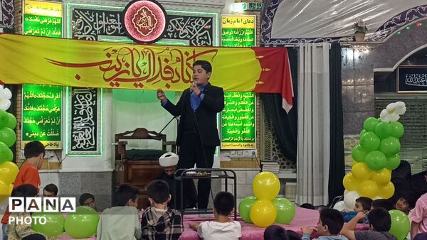 تجلیل از فرزند و برادر شهید شوشتری در مراسم شنبه‌های ام‌البنین(س) مسجد المنتظر قاسم‌آباد